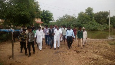 गुजरात प्रदेश में बनासकांठा जिला के पुरग्रस्त ईलाको की मुलाकात-2015 